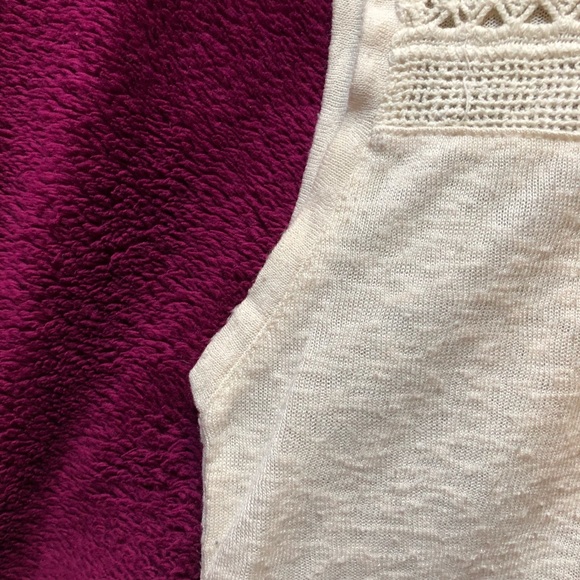 Cream t shirt - Picture 3 of 3